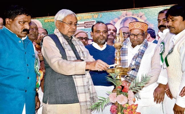 जननायक की जयंती पर राजनीतिक दलों ने किया आयोजन, सबने कर्पूरी ठाकुर को बताया अपना आदर्श