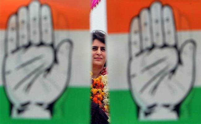 ”कांग्रेस का ट्रंप कार्ड प्रियंका गांधी” : कल्याणकारी मुद्दों का ईंधन हो तो चल सकती है वंशवाद की भी गाड़ी