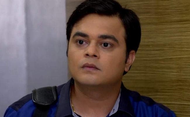 ''भाबीजी घर पर हैं'' का ये एक्‍टर ले रहा तलाक, कहा- दबाव में की थी शादी...