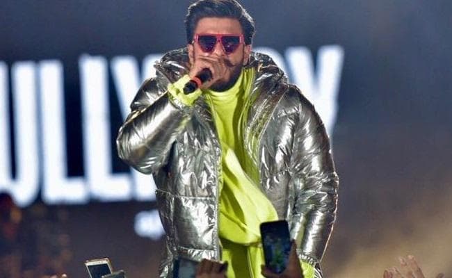 ‘गली बॉय'' के गाने पर आलिया और रणवीर की धमाकेदार प्रस्तुति