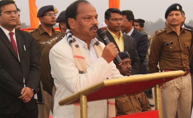 कार्यकर्ताओं के दम पर लड़ेंगे चुनाव, ठगबंधन-गंठबंधन के दम पर नहीं : रघुवर दास