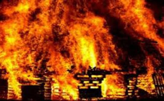 पटना सिटी :  ब्लोअर फटने से लगी आग, दंपती की जलने से मौत