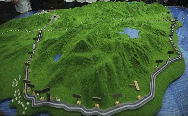 चीन को लगा करारा झटका : मलेशिया ने अरबों डॉलर की तटीय रेल लिंक परियोजना को किया बंद