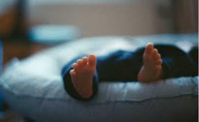 कोलकाता : हावड़ा : दूधमुंही बेटी की हत्या कर शव दफनाया