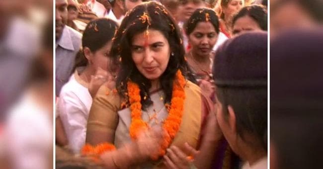 सांसद सरोज पांडेय ने राहुल को जोकर, तो प्रियंका को बताया घरेलू महिला