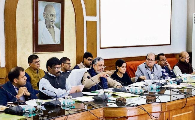 पटना : जीएसटी में टर्नओवर की सीमा अब 40 लाख : सुशील मोदी