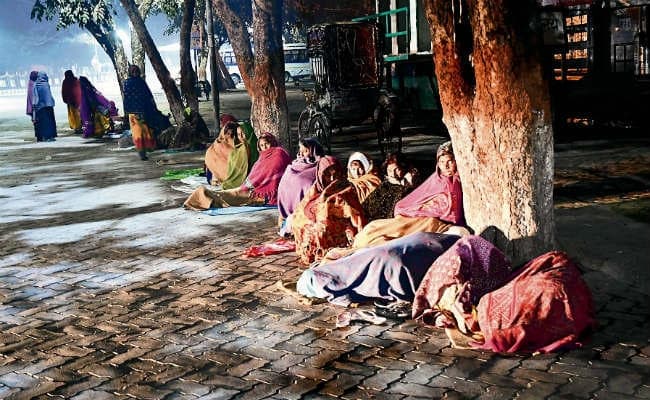 पटना : सर्दी ने पकड़ा जोर, तापमान में आयी गिरावट