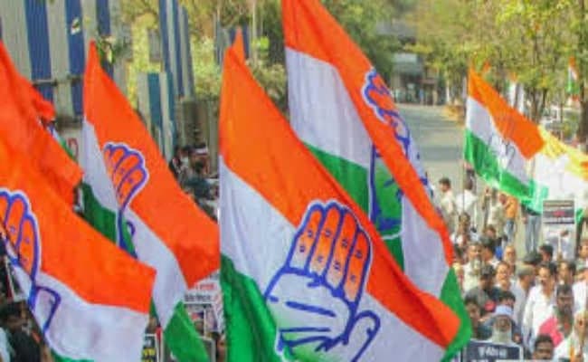 कोलकाता : बिफरी कांग्रेस, कहा – भाजपा को मदद कर रही तृणमूल