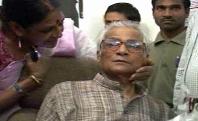 #GeorgeFernandes : एक निडर नेता, जिनके नेतृत्व में रेलवे में हुई थी अभूतपूर्व हड़ताल, जानें उनकी शख्सीयत को