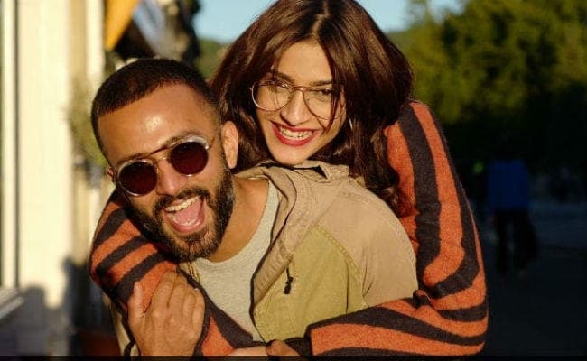 सोनम कपूर ने इस फिल्म के सेट पर की थी शादी की प्लानिंग