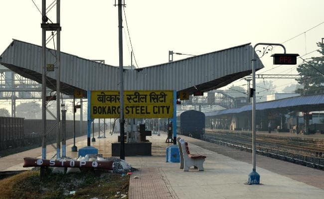 Jharkhand : बोकारो में मवेशी लदे 6 मिनी ट्रक जब्त, ड्राइवर और खलासी हिरासत में