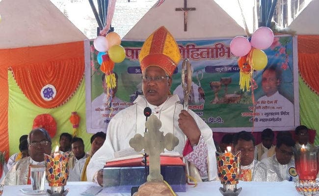 बिशप विंसेंट बरवा  ने कहा, ईश्वर का दिया हुआ वरदान है ख्रीस्त का जीवन