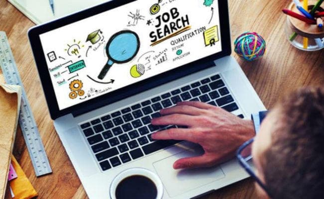 ऑनलाइन प्लेटफॉर्म से ढूंढें बेहतरीन जॉब्स