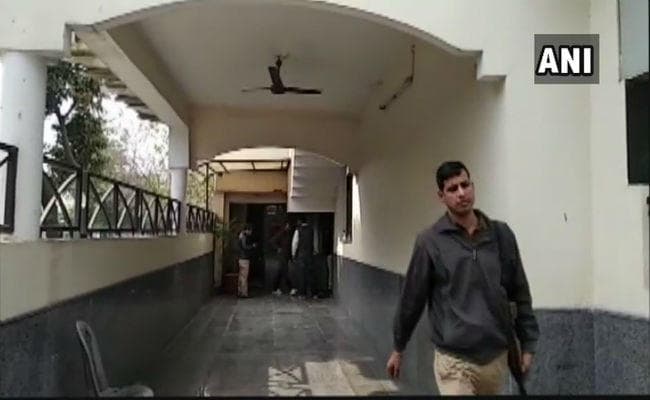 स्मारक घोटाला : लखनऊ में ED का छापा, मायावती तक पहुंच सकती है जांच की आंच
