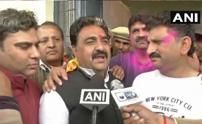 जींद उपचुनाव : भाजपा की जीत के बाद जेजेपी कार्यकर्ताओं का हंगामा, पुलिस ने किया लाठीचार्ज