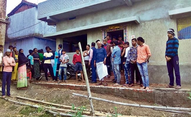 गया में उग्र भीड़ ने चोर को पीट कर मार डाला