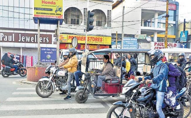 ई-चालान भेजने के लिए परिवहन और डाक विभाग में करार, 5228 ई-चालान भेजने में 26,000 रुपये से ज्यादा खर्च, जुर्माना मात्र 8900