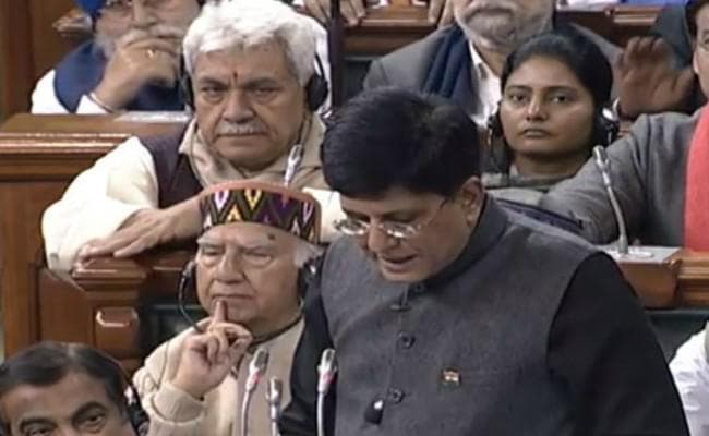 #Budget2019 ट्रेडिशनल वोटर्स पर मोदी सरकार मेहरबान, जानें पिछले बजट की तुलना में क्या है खास?