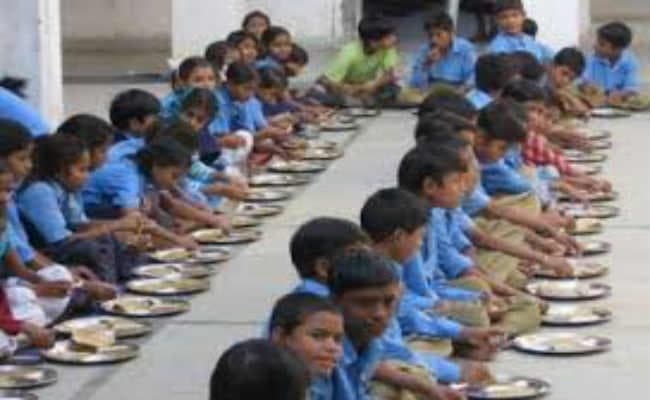 पटना : हड़ताल से 250 स्कूलों में नहीं मिल पा रहा मिड-डे-मील