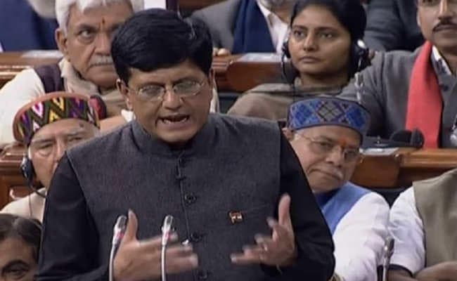 Interim Budget 2019 : कर योग्य 5 लाख तक की आय पर टैक्स नहीं, छोटे किसानों को हर साल 6000 रुपये की मदद