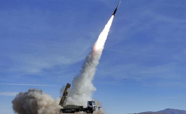 इस्लामिक क्रांति की वर्षगांठ पर ईरान ने किया क्रूज मिसाइल का परीक्षण, अमेरिका की चिंता बढ़ी