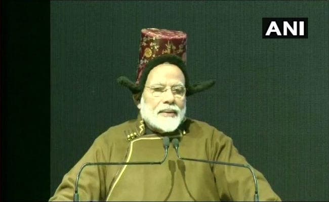 लेह में बोले पीएम मोदी- लटकाने भटकाने की परंपरा को करूंगा खत्म