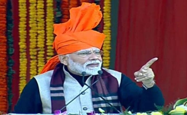 पीएम मोदी ने साधा कांग्रेस पर निशाना, कहा- चुनाव नजदीक आते ही चढ़ जाता है कर्ज माफी का बुखार