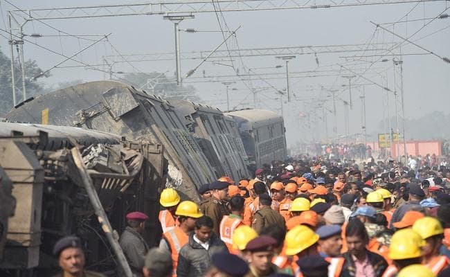 सीमांचल एक्सप्रेस हादसे पर लालू, पासवान ने शोक जताया