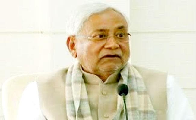 लोक संवाद में CM नीतीश को दिये गये किसानों की आमदनी बढ़ाने के सुझाव, ऑटो चालकों की मनमानी का मुद्दा भी उठाया गया