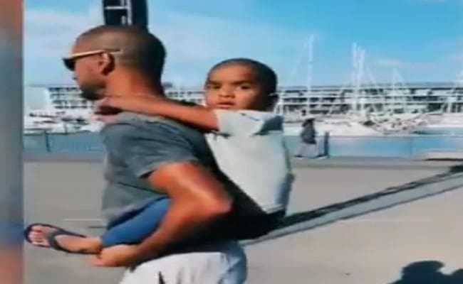 VIDEO न्यूजीलैंड से ODI सीरीज जीतने के बाद बेटे जोरावर के साथ कुछ यूं समय बिता रहे हैं शिखर धवन