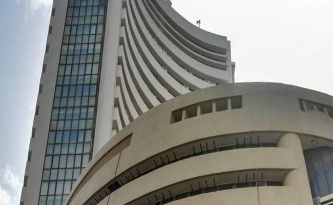 Repo Rate में कटौती की उम्मीद आैर Reliance Industries के शेयरों में उछाल से Sensex 113 अंक मजबूत