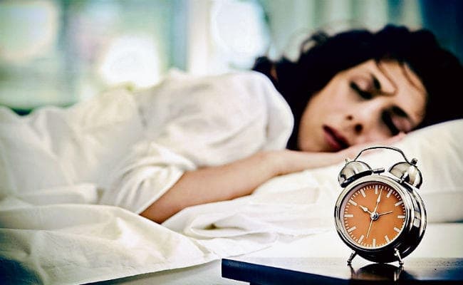 देर तक सोने से हो सकता है डिप्रेशन