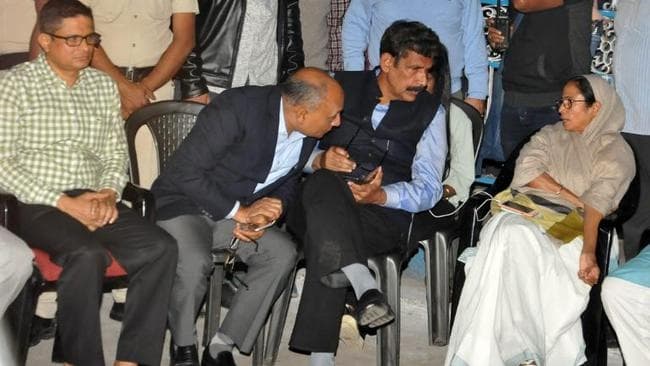 बंगाल की खाड़ी से बवंडर