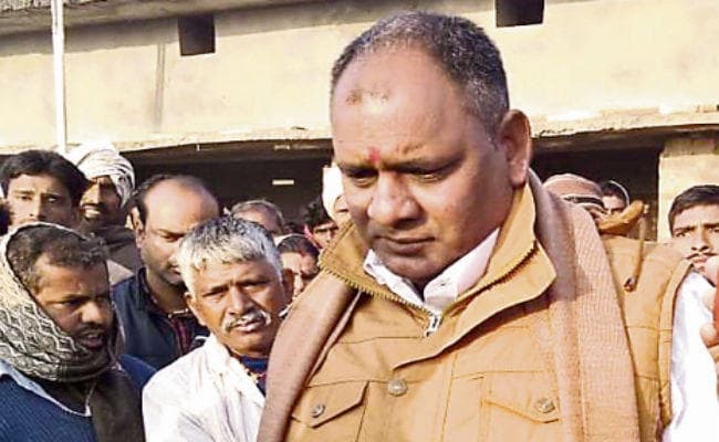 हाजीपुर: पीएमसीएच से फरार हुए इनामी अपराधी का सरेंडर