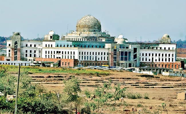 रांची : विधानसभा भवन के काम में विचलन कर ठेकेदार को 15 करोड़ का अधिक भुगतान