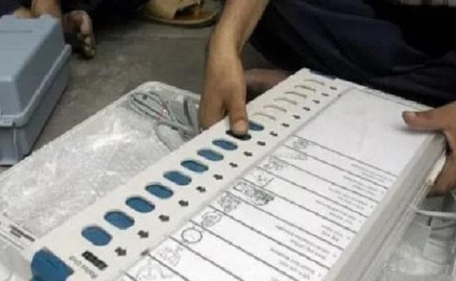 नीतीश सरकार का फैसला : बिहार में ईवीएम से कराया जायेगा पंचायत उपचुनाव