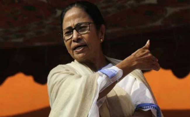 कोलकाता :  बुकिंग के बावजूद कंपनी नहीं दे रही है हेलीकॉप्टर, बंगाल में हेलीकॉप्टर पर घमसान जारी