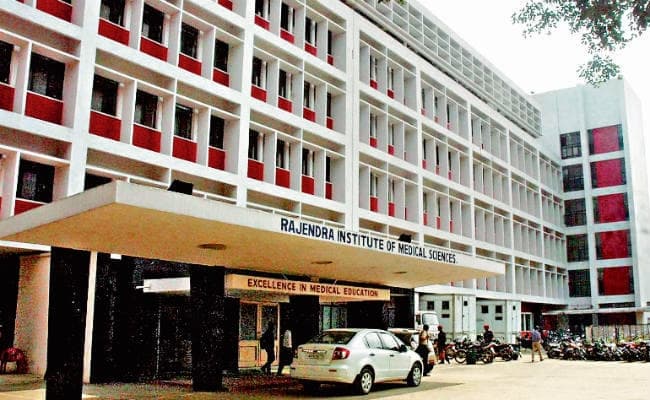 2018 के आंकड़े  : झारखंड के सबसे बड़े अस्पताल ''रिम्स'' पर मरीजों के बढ़ते दबाव का दिख रहा असर, जानें