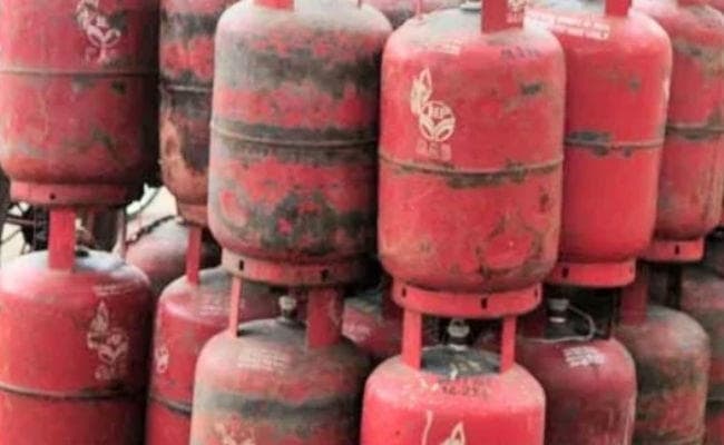 झारखंड कैबिनेट का फैसला, सभी राशनकार्ड धारकों को मुफ्त गैस कनेक्शन