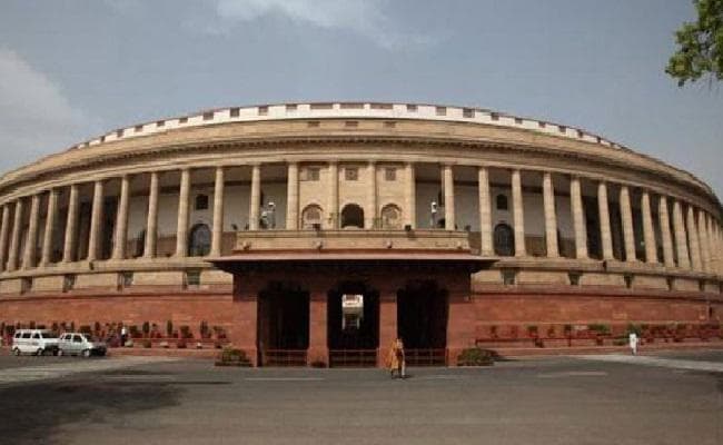 लोकसभा कल तक के लिए स्थगित, हंगामे के कारण राज्यसभा दोपहर तक के लिए स्थगित