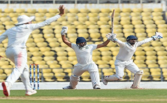 रणजी ट्रॉफी फाइनल : पुजारा सस्ते में आउट, विदर्भ खिताब से पांच विकेट दूर