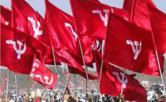 सिलीगुड़ी : चिटफंड कांड के आरोपियों को बचा रही हैं ममता: अशोक