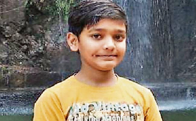 नवादा में 10 लाख रंगदारी नहीं देने पर अपराधियों ने घर आकर शिक्षक के बेटे को मारी गोली