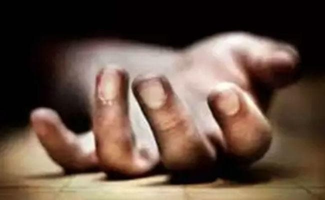 जमशेदपुर : जूठे बर्तन धोकर परिवार चलाती है मां, टीबी से तंग बेटे ने अस्पताल की चौथी मंजिल से लगायी छलांग, मौत