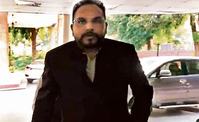 Jharkhand: कांग्रेस आलाकमान JMM को चार, JVM को दो और RJD को एक सीट देने का फॉर्मूला कर रहा तैयार