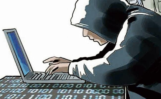 पटना में तैयार की जा रही सरकारी, निजी कंपनियों की फेक वेबसाइट, स्कीम में उलझा कर काट रहे जेब