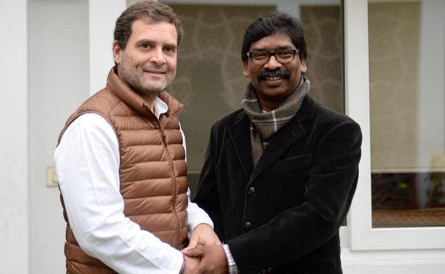 हेमंत सोरेन ने दिल्ली में की राहुल गांधी से मुलाकात