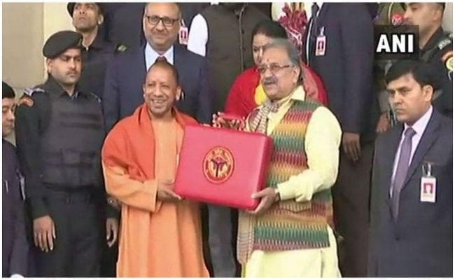 यूपी बजट: पुलिस होगी और मुस्तैद, नये थानों के निर्माण और क्षमता विस्तार के लिए 700 करोड़ रुपये