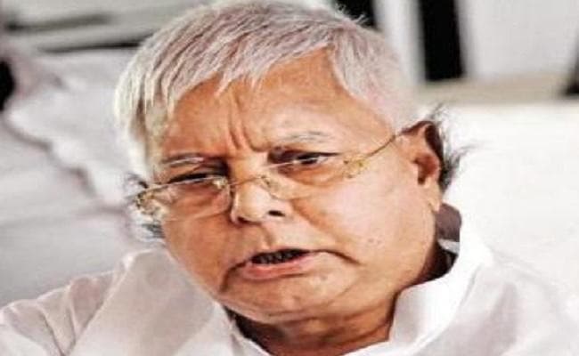 सामान्य वर्ग को आरक्षण, एससी-एसटी और ओबीसी के अधिकारों पर हमला : लालू