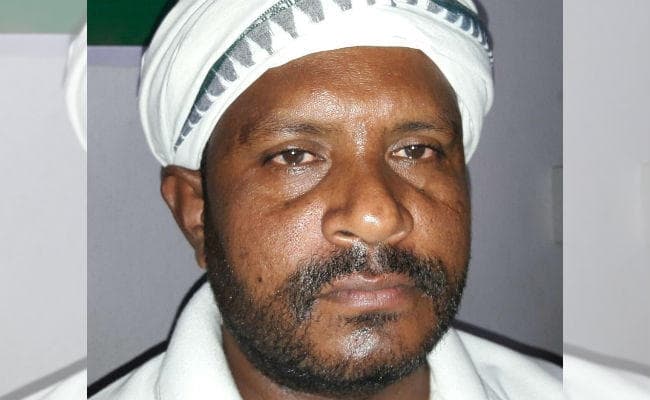 कुचाई : विस में दशरथ गागराई ने बारुहातु व जेनासाई बीयर के जीर्णोद्धार की मांग